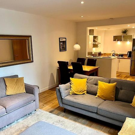 Oswald Apartment - Glasgow City Centre Buitenkant foto