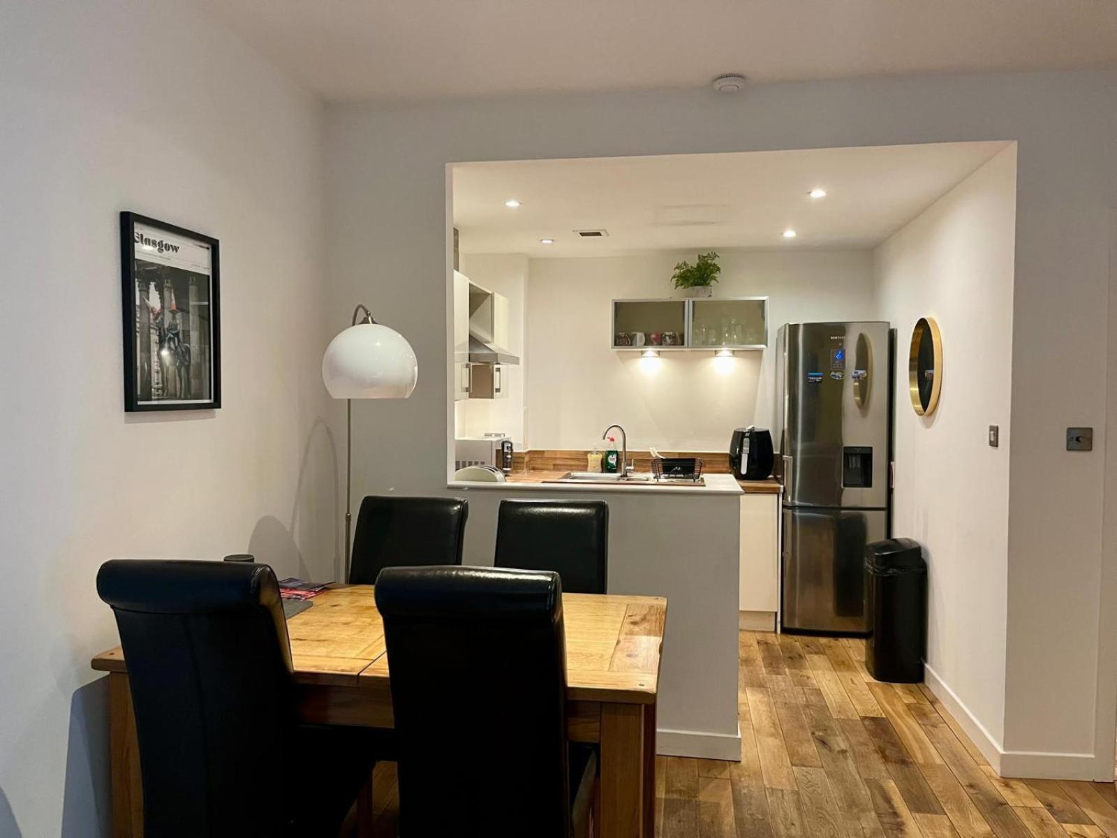 Oswald Apartment - Glasgow City Centre Buitenkant foto